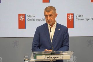 KOMENTÁŘ: Proč se na tiskových konferencích vlády neříká premiérovi Andy - Hana Fruhwirtová, Petr Šabata - Novinky